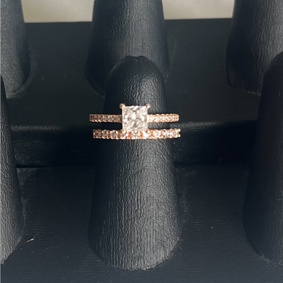 Engagement wedding ring set gold diamonds - Picture 7 of 16